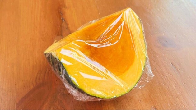 SNSで反響！カボチャ、いきなり切らないで！？【煮物にしない“め〜っちゃ旨い”食べ方】「ホンマ美味い」「試さないと」コメント続々