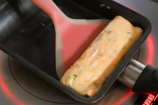 【一生、この卵焼きしか作らん！！】“料理上手”が教える、家族大絶賛「母の味」「冷蔵庫の“アレ”入れて」超ふわふわ〜世界一おいしい卵焼き