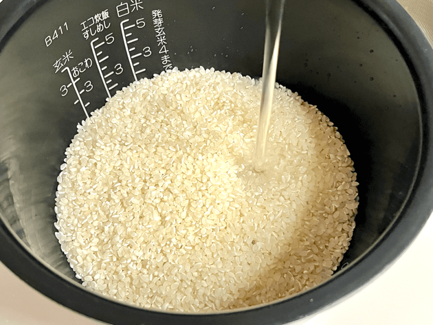 【ご飯炊くとき「米研ぎ」するの絶対やめてーー！】"炊飯器メーカー"がゾッとする警告→「え！そうなの！？」「やってました…」