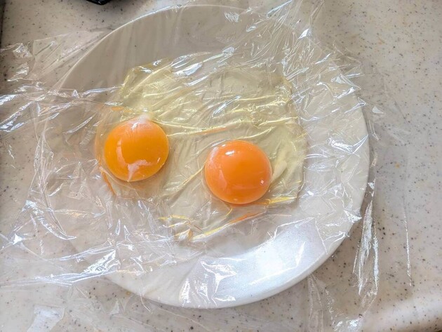 【卵あってもフライパン使わない!!?】たった5分の衝撃「爆速・大盛りオムそば」高校生男子にヒット