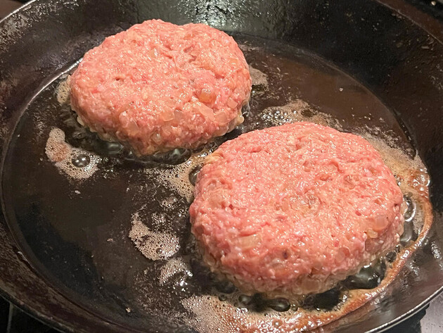 【ハンバーグはもう一生これ！！】"Snow Manラウールさん"も感激「マジで史上最高かも」洋食屋「レシピ再現」でいつものに戻れない