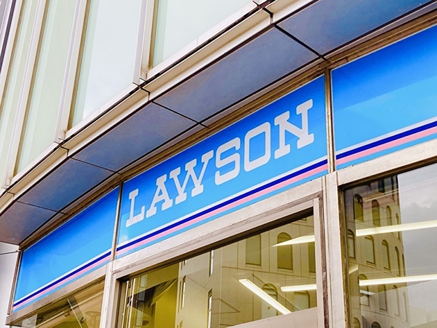 【速報】“爆盛り”求めてローソン走る人続出！？→初日から完売続出（泣）「底上げなし！とんっっでもないボリューム」全5品をガチ実食