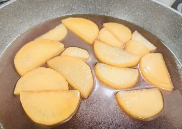 「大根」が余ってたらコレ作って！【和田明日香さん流】家族にウケた「"味しみしみ"のウマい食べ方」