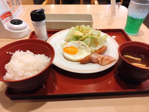 24時間注文OK「モーニング」って何者！？九州発ファミレス【ジョイフル】ドリンクバー込み658円食べてみた