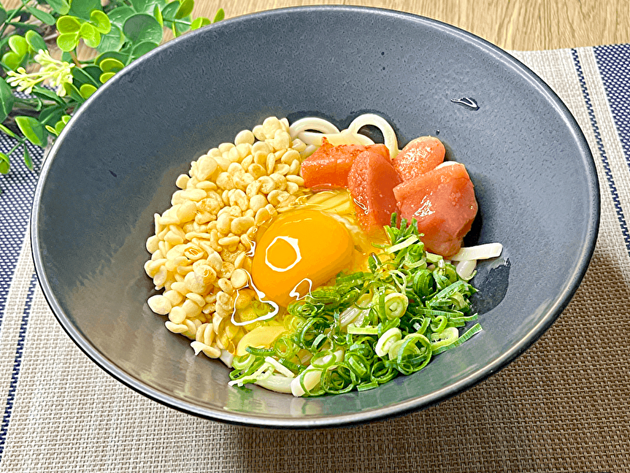 YouTube大バズ！【嘘だろ…完全に"明太釜玉うどん"じゃん】衝撃受ける人続出！「もう丸亀製麺行かなくていいかも！？」再現レシピ