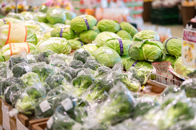 【年末年始、20日までに野菜買って！】スーパー青果部が明かす驚きの裏事情「98円→298円に値上げも」価格3倍に！？避けるテクとは