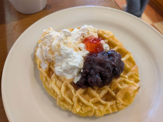 【ファミレスの食べ放題】人気で朝から殺到！平日1,045円でも安い！ドリンクバーだけじゃない