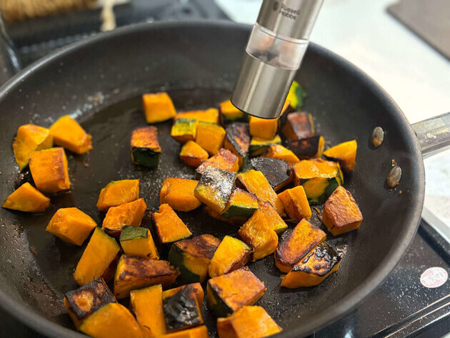 女優・高畑充希さんも悶絶…【タサン志麻さんはこう食べるのね！】“カボチャ”のべらぼうに旨い食べ方「まるでお店」「人が来るとき絶対作りたい」