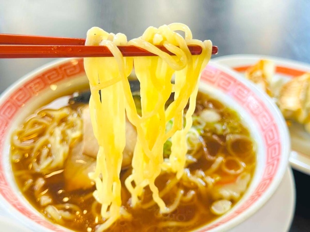 「490円でラーメン食べられるの！？」お得すぎるチェーン店【幸楽苑】元祖福島の店舗がすごかった！