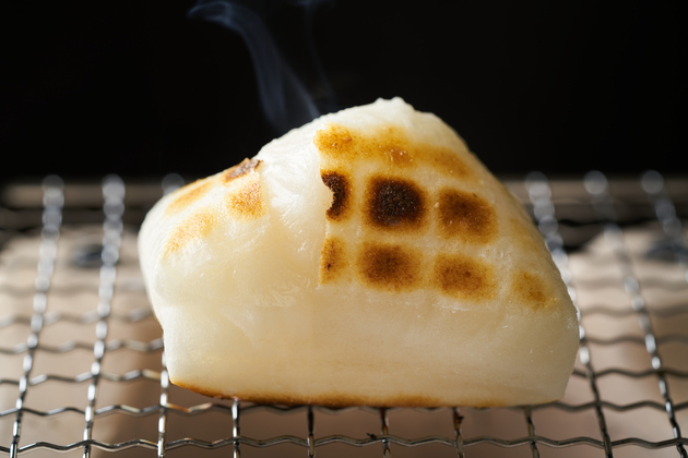 きなこ、砂糖醤油だけじゃない！【栗原はるみさんのお餅の食べ方】が至福すぎ！「まるで高級あんまん」思ったより簡単だった