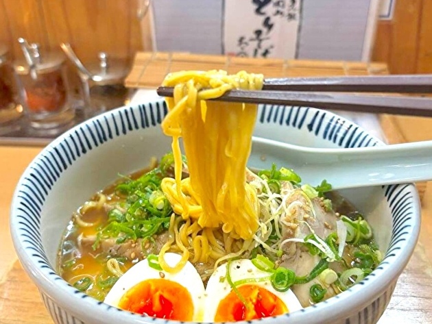 うっめぇぇ〜！！【岡山の“絶品ご当地麺”】「昼過ぎなのにこのお客さんの人数はなんだ！」