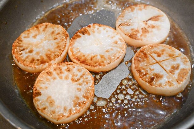 【お願い！煮物にばっかりしないでー！】“大根”余ってたら絶対作って「こってり味」大根1本消えるよ