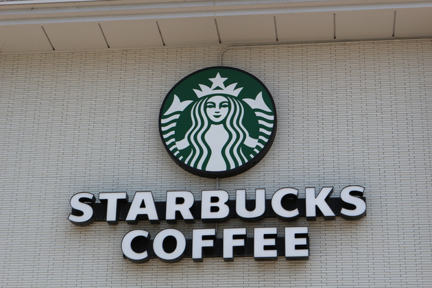 「うんんまっ！！」【元スタバ店員が教える】“働いてた頃からやってる”コスパ最強裏ワザ