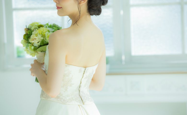 親友と私の元婚約者が結婚。「どうしてあんたがウエディングドレス！？」見返すために私が立てた計画とは