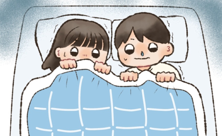 「ね、眠れない…」初めてのスキー旅行へ行った私たち。ところが夜になっても…目がバキバキだったワケ