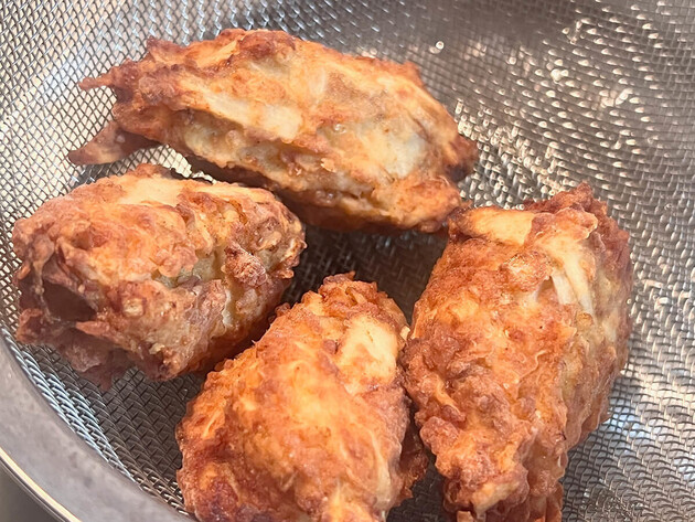 うますぎて震える…【"ごぼう"はこの食べ方が最高だった！】これはずるいって…「大人も子どもも好き」やみつきになる食べ方