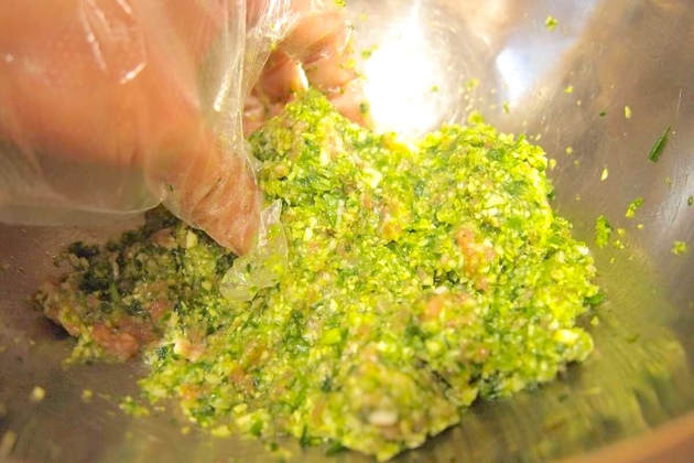 ええ！皮、使わないの！？【餃子はもう一生これ！！】八百屋のシェフがこっそり教える「この発想なかったわ…！」"永久保存版"レシピ！