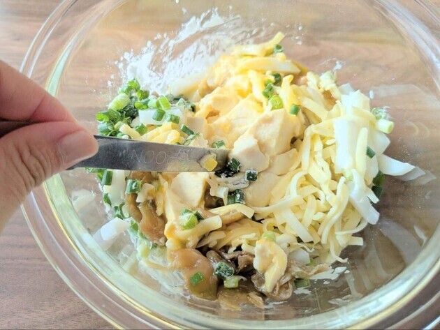 【卵1個と豆腐あったら】絶対コレ作ってーー！！「ふわっふわ」たったコレだけで"4人分"完成！？「給料日前にやるしか!!」