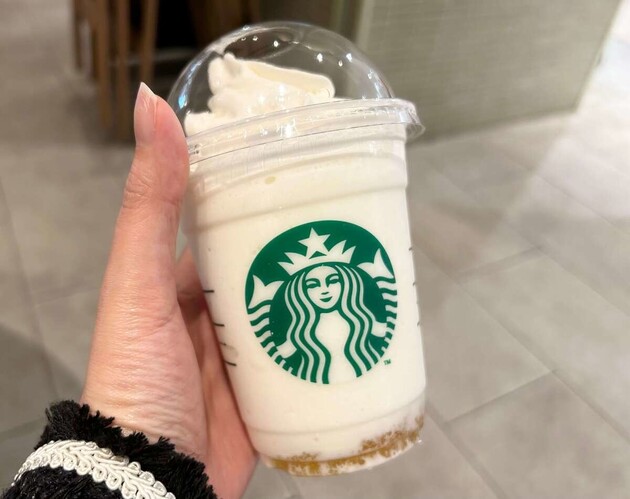 この美味しさを伝えたい!!【スタバ】元店員が熱弁「意外と何にでも合うんです！」「無料で手軽」次行ったら絶対頼むカスタム技2選