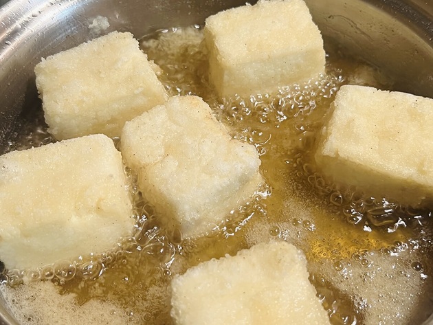 【豆腐1丁】が余裕で消える!?笠原シェフが『お父さんに作ってもらった』思い出レシピ！「カリッとろ〜り」出来たての美味しさやばい！