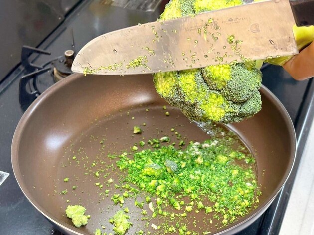 【ブロッコリーの旨さ爆発！！】和田明日香さん「もう茹でない」"最高に美味しい"食べ方にヤミツキ...家族完食でガッツポーズ！