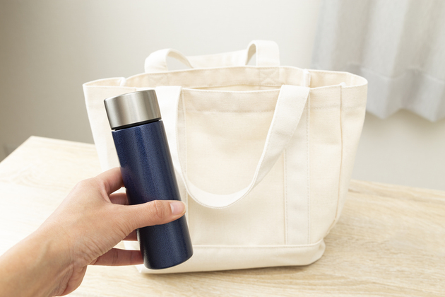 【お願い、ステンレス水筒に“あの飲み物”絶対入れないでー！！！】「大手メーカーも危険だと言っているし、雑菌繁殖も…」→理由を知ってゾッ