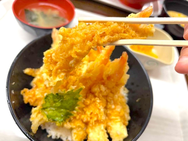 バナナサンド紹介で人気爆発！？【北海道札幌市ご当地食堂】「え…海老天10本入りでワンコイン…？」