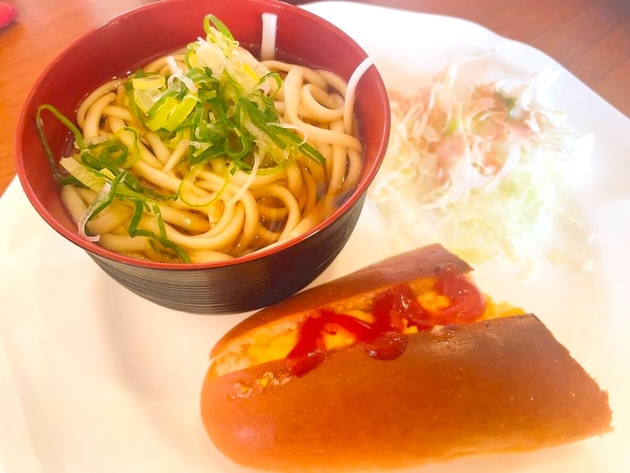 愛知県では"朝コメダ"じゃなく"朝チャタリー"が正解！？【コーヒーに…うどんついてくる！？】唐揚げやカレーまである驚愕のモーニング！