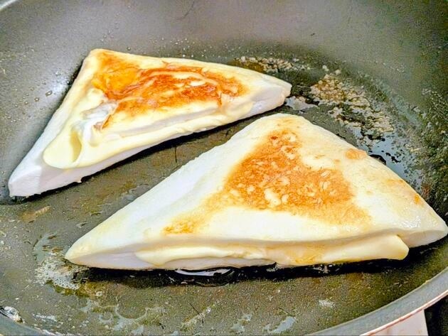 うますぎてビビった…【はんぺんはこの食べ方が最高！】「ふわっふわ」「とろ〜り」"詰め込むだけ"で神がかってる