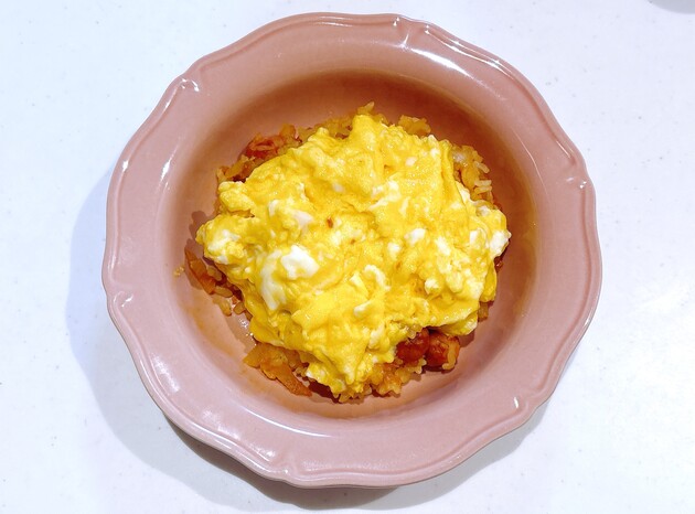 『マツコの知らない世界』で話題！マツコさん直伝【オムライスが劇的ウマくなる食べ方】“あの粉”で…「感動」「これ危険すぎるw」禁断の味