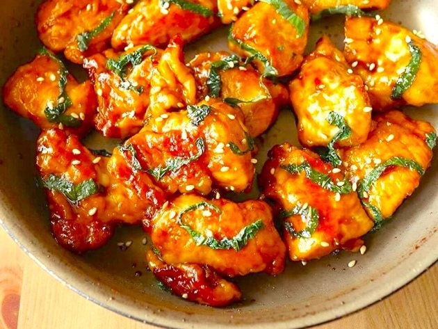 【うそ？これ本当に鶏むね肉！？】「物価高時代にこれは知っておきたい！」100g50円の特売のお肉も→驚きのぷりっぷりてりってり加減♪