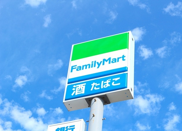 ローソン・セブンも唖然！？【ファミマの“鬼売れっぷり”尋常じゃない！！】超ヒット4選