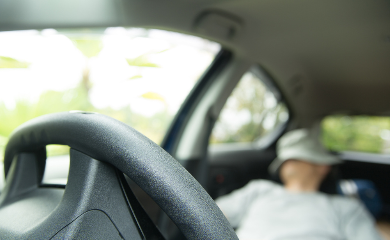 「車で待ってるわ」え、私ひとりで並ぶの！？楽しみにしていたGW旅行が一気に冷めた瞬間