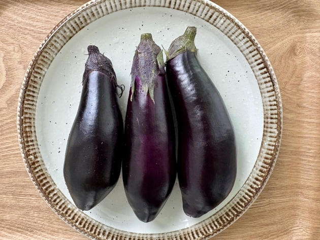 【ナス3本あったら】絶対コレ作って〜！「しみっしみ」「旨みじゅわ〜っ」冷たいのも◎一度覚えたら“鬼リピ”冷奴にのせても美味しい！