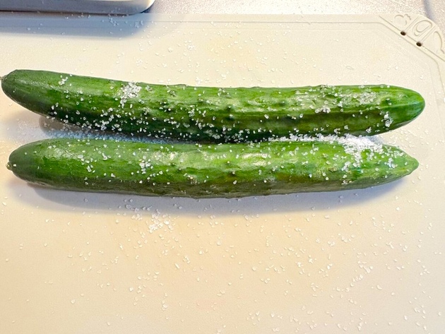 【きゅうり2本あったら絶対コレ作ってーー！】パリッボリッ食感が超クセになる！笠原将弘さん流“驚くほど美味しい”鬼リピ決定レシピ！