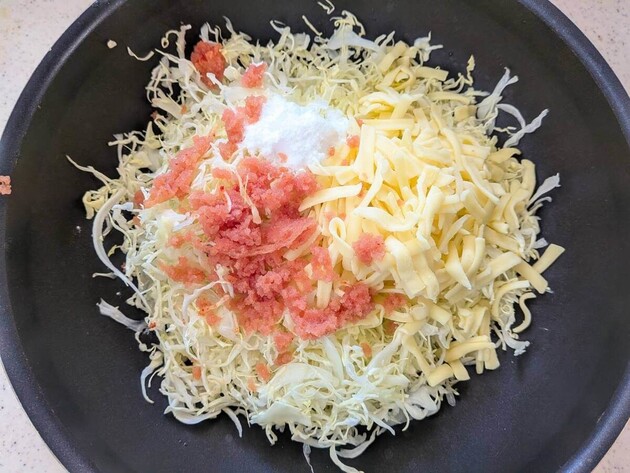 【キャベツ1/2玉ペロリだよ…】フライパンに“全部入れ”で蓋するだけ〜！Xで出会った神レシピ