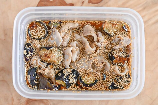 【しゃぶしゃぶ用豚肉となす3本あったら】“全部ドボ〜ン”してー！！家族に大人気メイン「子どもたちが大好き」リピ確“冷しゃぶ”レシピ