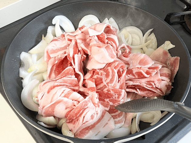 藤本美貴さん「ガチで美味しかった」【老舗定食屋が教える“生姜焼き”レシピ】「たっぷり用意して」「これは初めて！」次は倍量入れちゃお♡