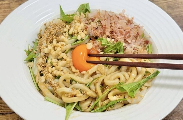 【お願い！！うどんに、めんつゆかけないで！】神ですか？？平野レミさん「激ウマになる裏技」うますぎて震える…替え玉しなきゃ！