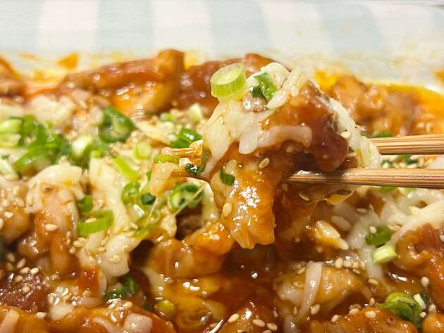 【鶏もも肉はもう焼かないで〜！！】混ぜてチンするだけ→「お店の味(泣)」「やわらかくジューシー」白米消える"ガッツリ"メイン爆誕
