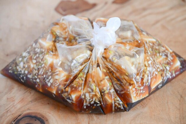 【豆腐1丁】あったら絶対作ってみて〜！嘘だろ…茹で卵→"豆腐"が大大大正解「本当にハマっちゃうから覚悟して」「最強おつまみ」しみっしみ冷え冷え♡