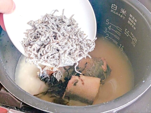 【塩こんぶとさば缶】あったら…絶対コレ作ってーー！"くらこん"が教える「包丁まな板なし」「ドボンするだけ」今までの常識がぶっとぶレシピ！