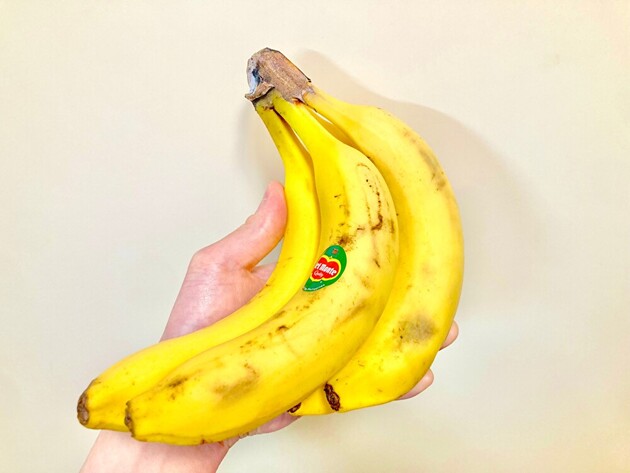 【バナナを「水で洗うとコバエこない」って本当！？】八百屋さんが喝「SNSでバズってますが実は…」→正しい対策は超簡単！