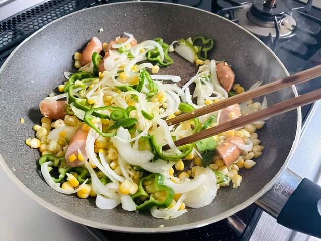 【もう"ナポリタン"は一生コレ！】滝沢カレンさんのレシピ…→面白すぎて頭に入ってこない!?「とうもろこし1本ぺろり」美味しさがギュッ