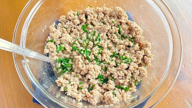 【お願い！合い挽き肉買ってもハンバーグにしないで！！】レンジ"たった6分"肉メイン爆誕「包丁なし」「救世主」超〜うんまい食べ方が話題