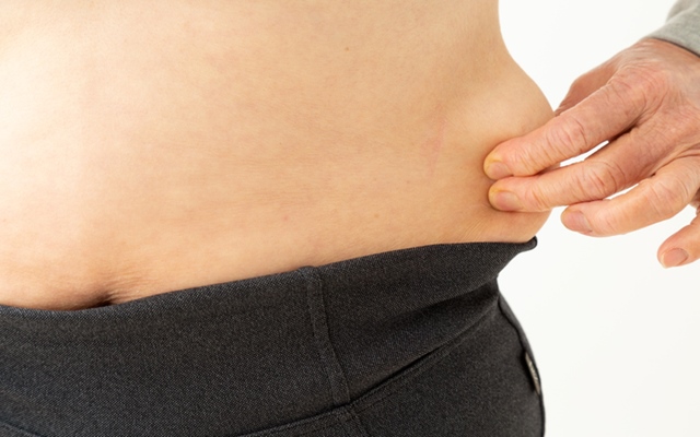 おなかに浮き輪 40代の体型の変化に仰天 できることから始めたらおなかが ベビーカレンダーのベビーニュース