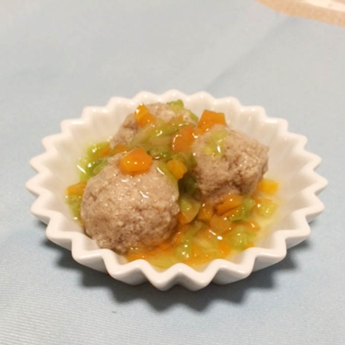 【離乳食後期】豆腐入り肉団子の野菜あんかけ
