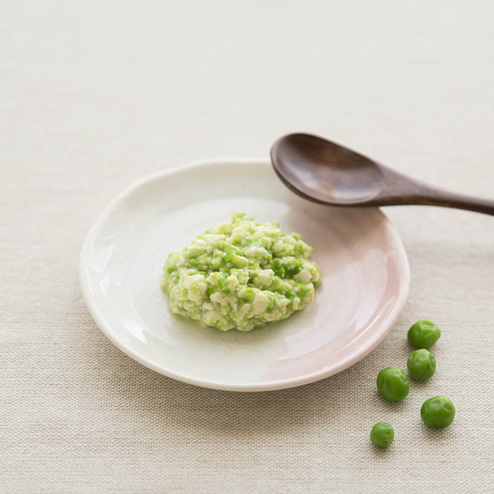 【離乳食中期】豆腐とグリンピースのサラダ