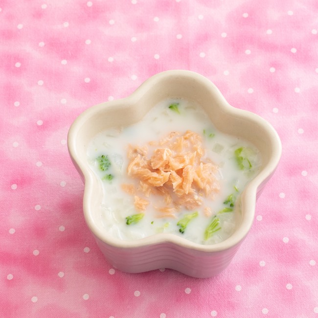 【離乳食後期】鮭のグリーンソース