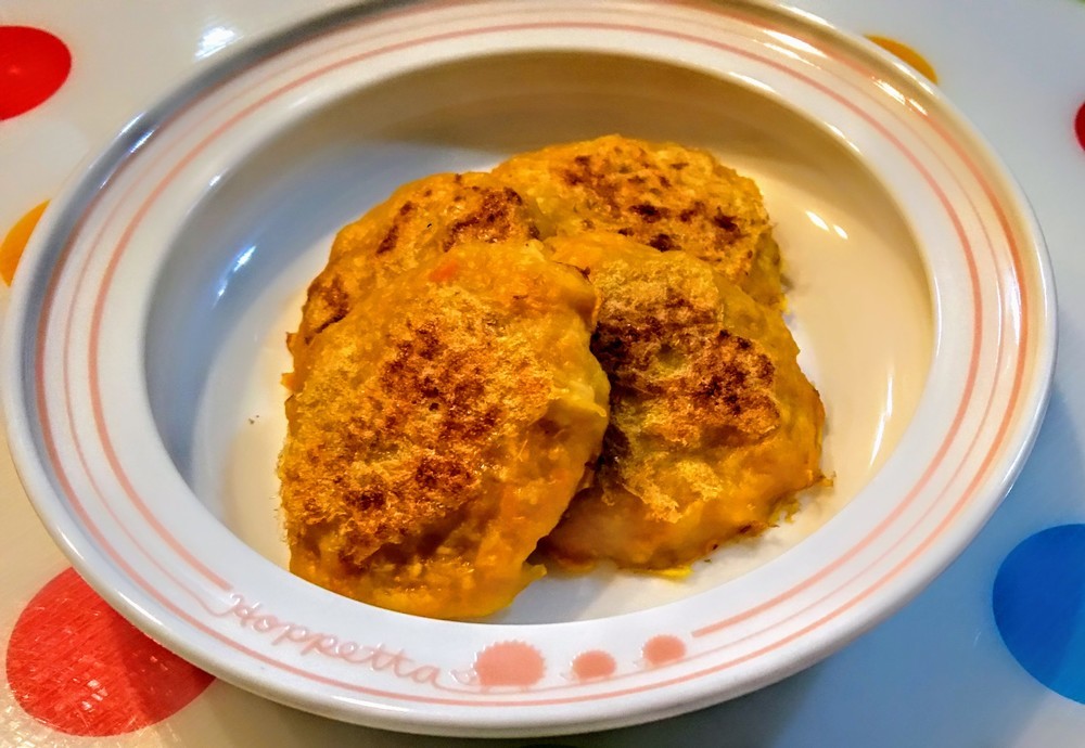 【離乳食後期】蓮根と人参の豆腐ハンバーグ